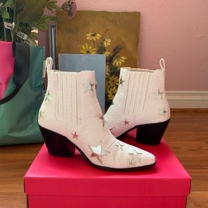 Betsey Johnson star boots